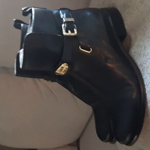 Black leather with gold buckle Michael Kors short